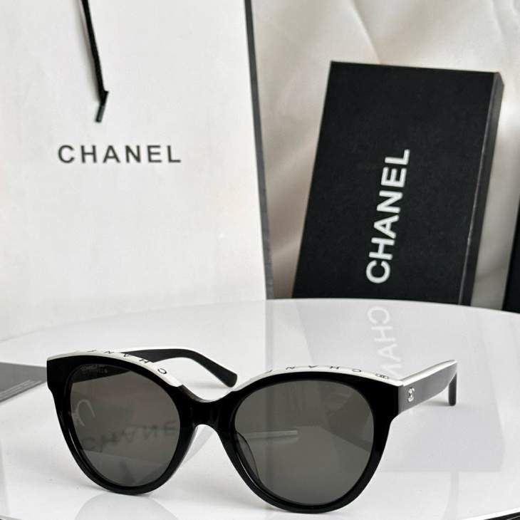 Picture of Chanel Sunglasses _SKUfw79480353fw